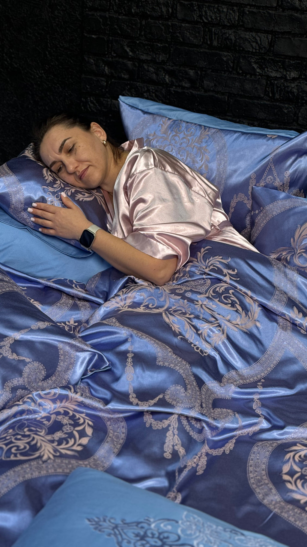 Jacquard & Cotton Sateen With Embroidery Bedding Set - Blue