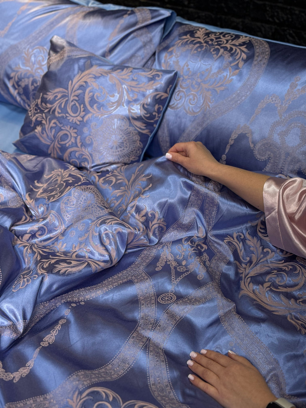Jacquard & Cotton Sateen Bedding Set - Blue
