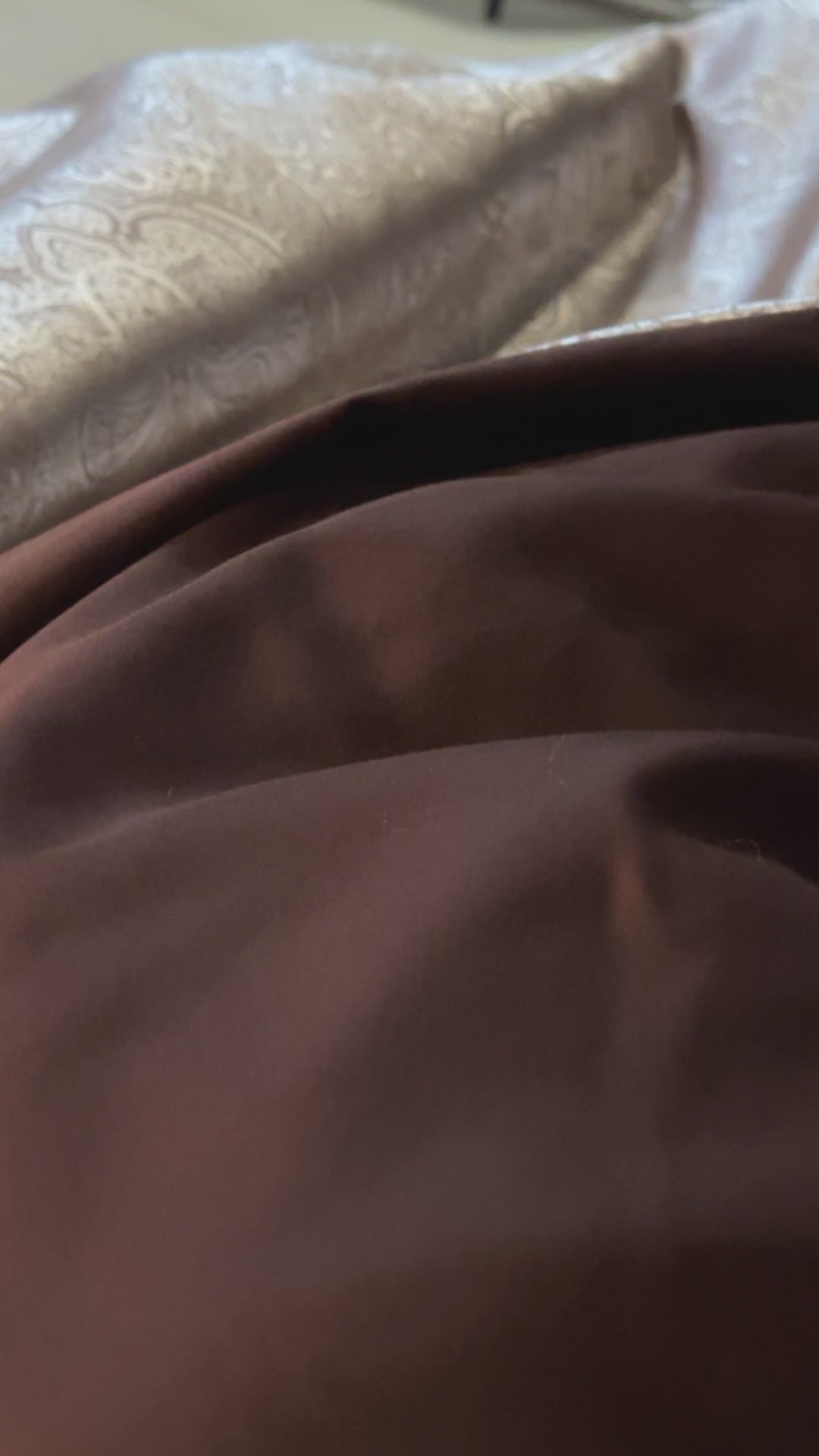 Jacquard & Cotton Sateen Bedding Set - Chocolate